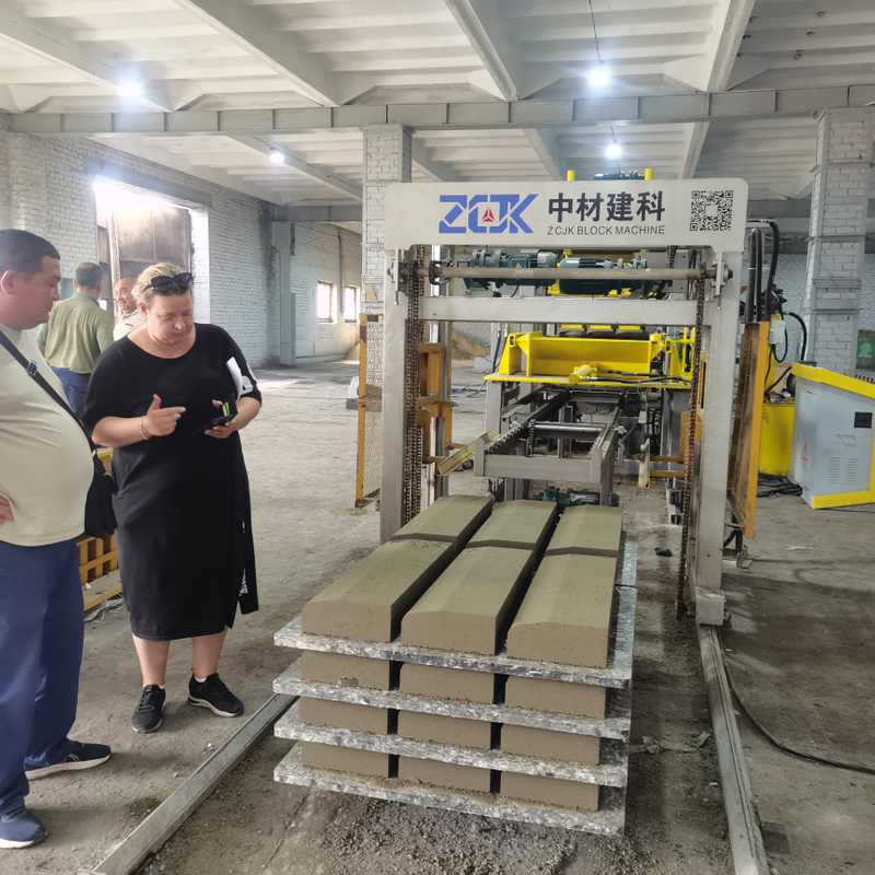 Машины ZCJK QTY6-15 для производства цементных блоков